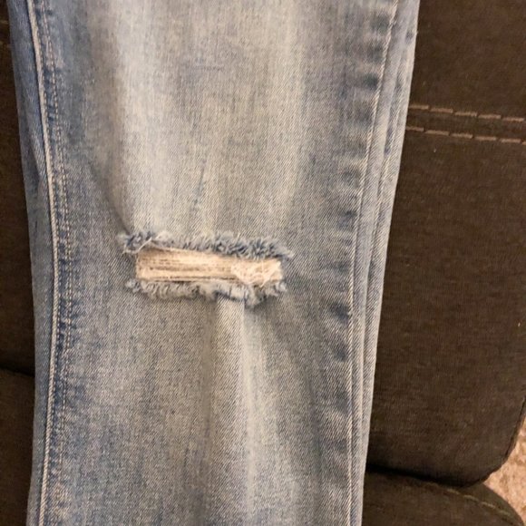 Old Navy Jeans - Picture 4 of 6
